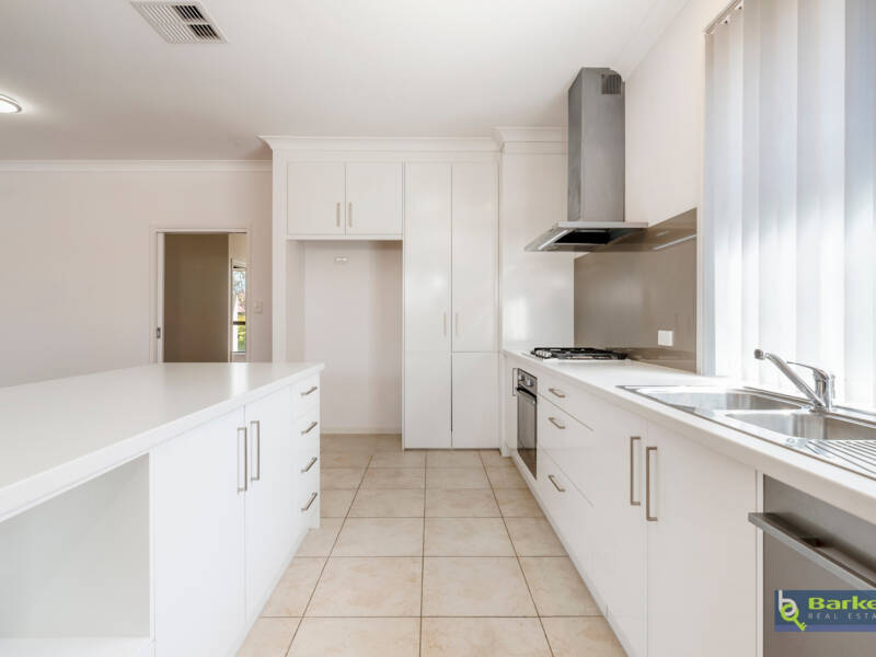 2 Netherby Avenue, EVANSTON PARK, SA 5116 AUS
