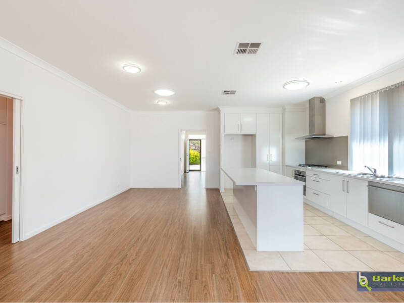 2 Netherby Avenue, EVANSTON PARK, SA 5116 AUS