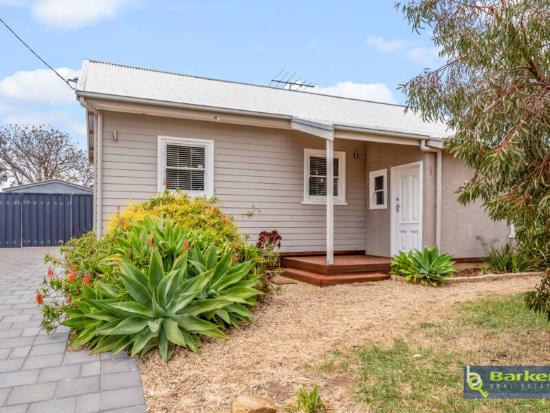 16 Baker Road, HAMLEY BRIDGE, SA 5401 AUS