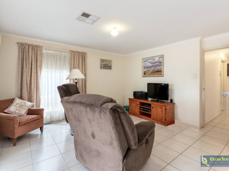 16 Potts Road, EVANSTON PARK, SA 5116 AUS