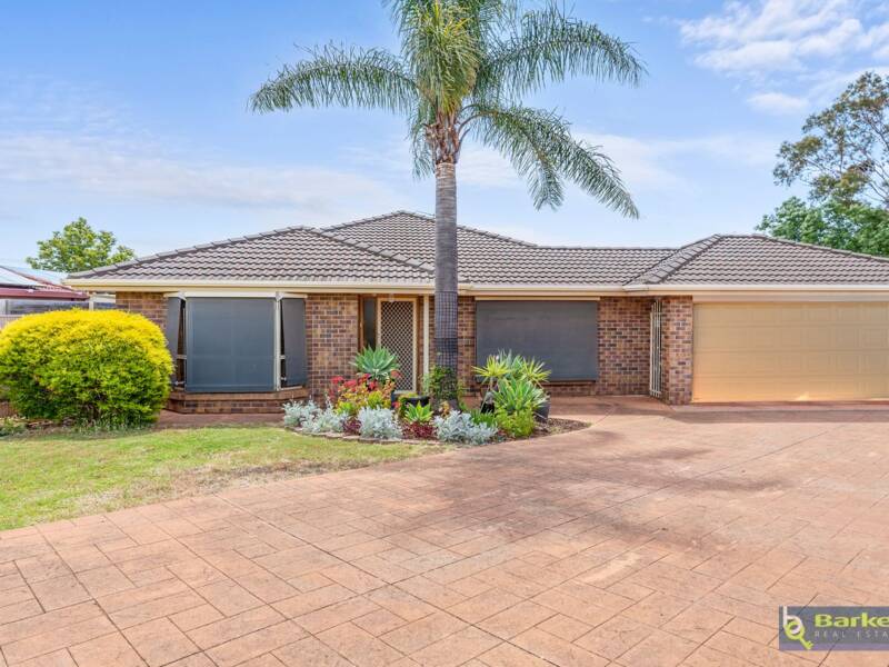 23 Baron Road, BLAKEVIEW, SA 5114 AUS