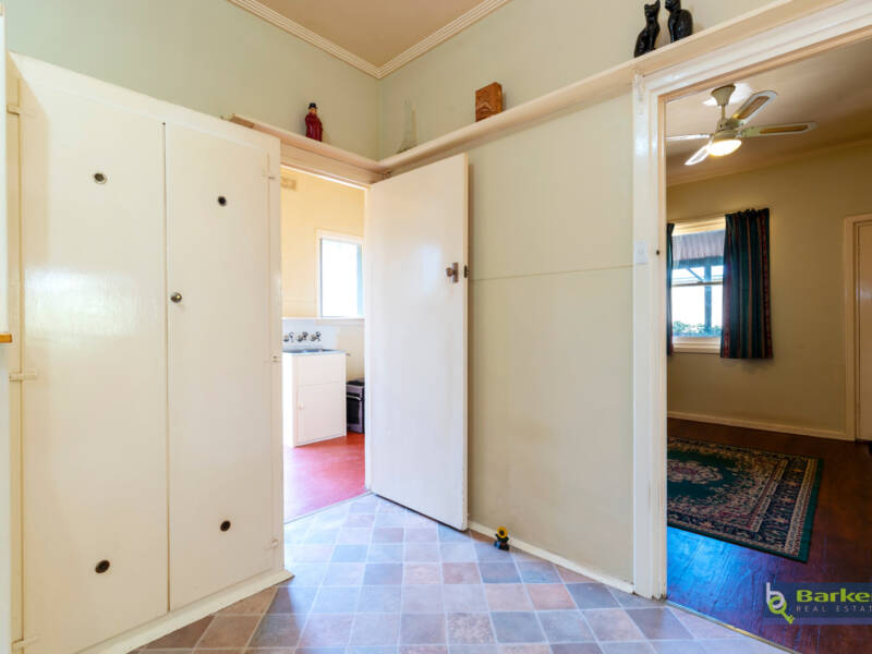 16 Lawrence Avenue, GAWLER SOUTH, SA 5118 AUS
