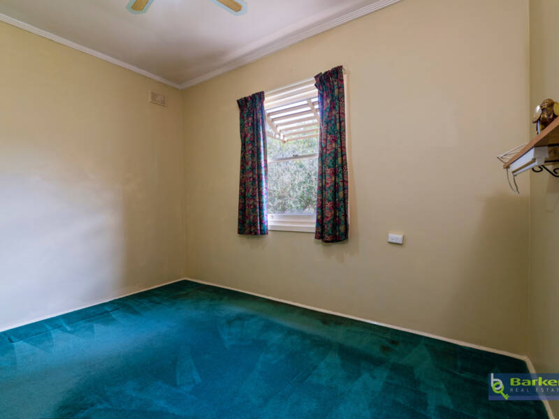 16 Lawrence Avenue, GAWLER SOUTH, SA 5118 AUS