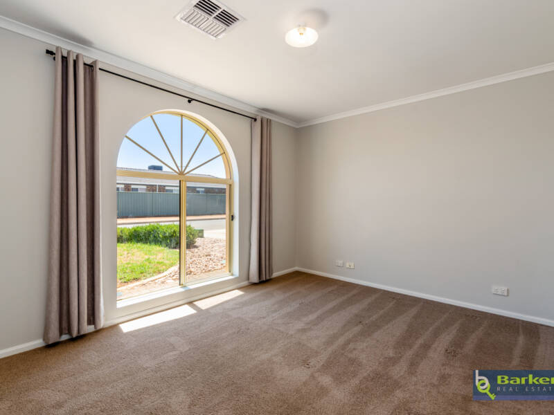 19 Gemini Drive, MUNNO PARA WEST, SA 5115 AUS