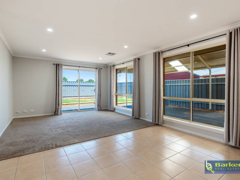 19 Gemini Drive, MUNNO PARA WEST, SA 5115 AUS