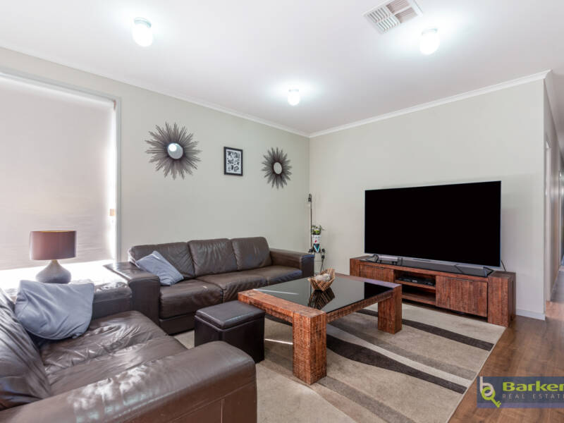 30 Evans Crescent, EVANSTON GARDENS, SA 5116 AUS