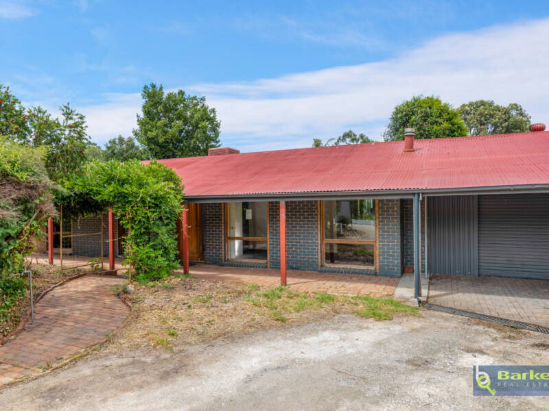 61 Yettie Road, WILLIAMSTOWN, SA 5351 AUS