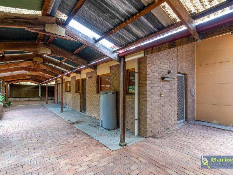 61 Yettie Road, WILLIAMSTOWN, SA 5351 AUS
