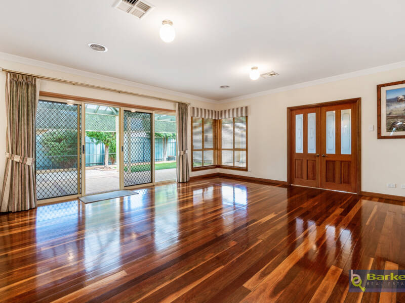 4 Mckinlay Square, HEWETT, SA 5118 AUS