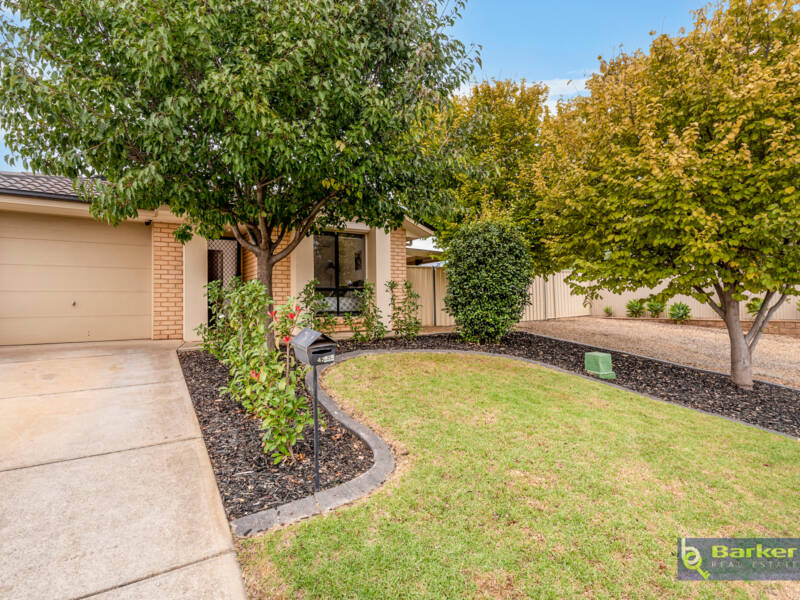 42 Librandi Street, MUNNO PARA WEST, SA 5115 AUS