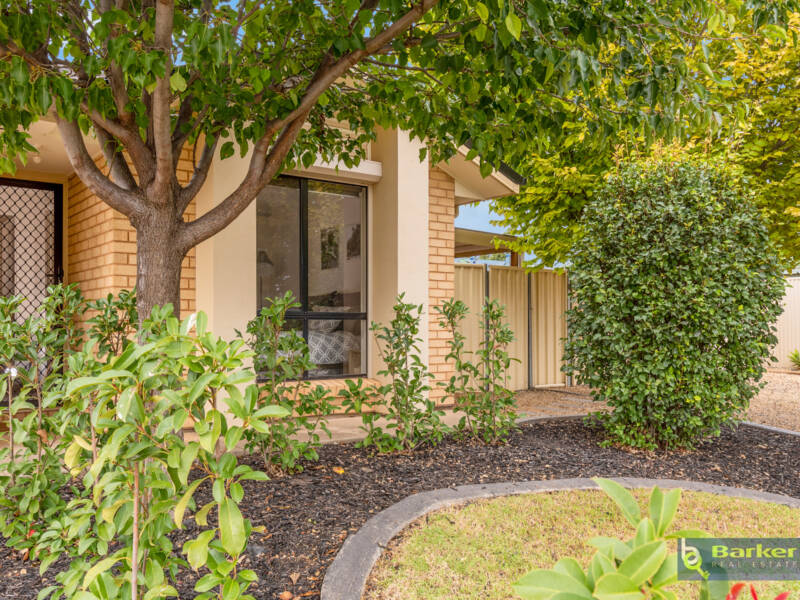42 Librandi Street, MUNNO PARA WEST, SA 5115 AUS