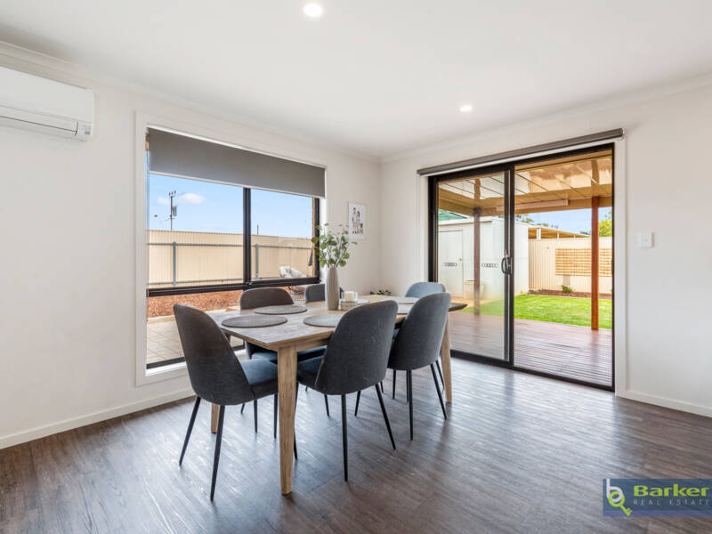 42 Librandi Street, MUNNO PARA WEST, SA 5115 AUS
