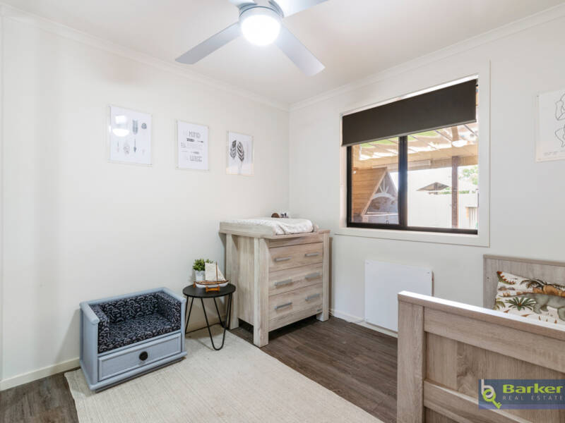 42 Librandi Street, MUNNO PARA WEST, SA 5115 AUS