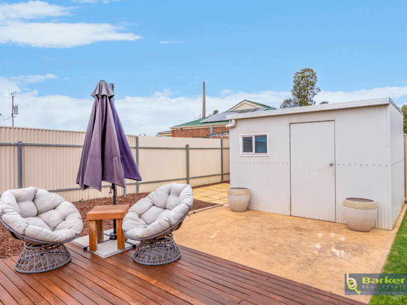 42 Librandi Street, MUNNO PARA WEST, SA 5115 AUS