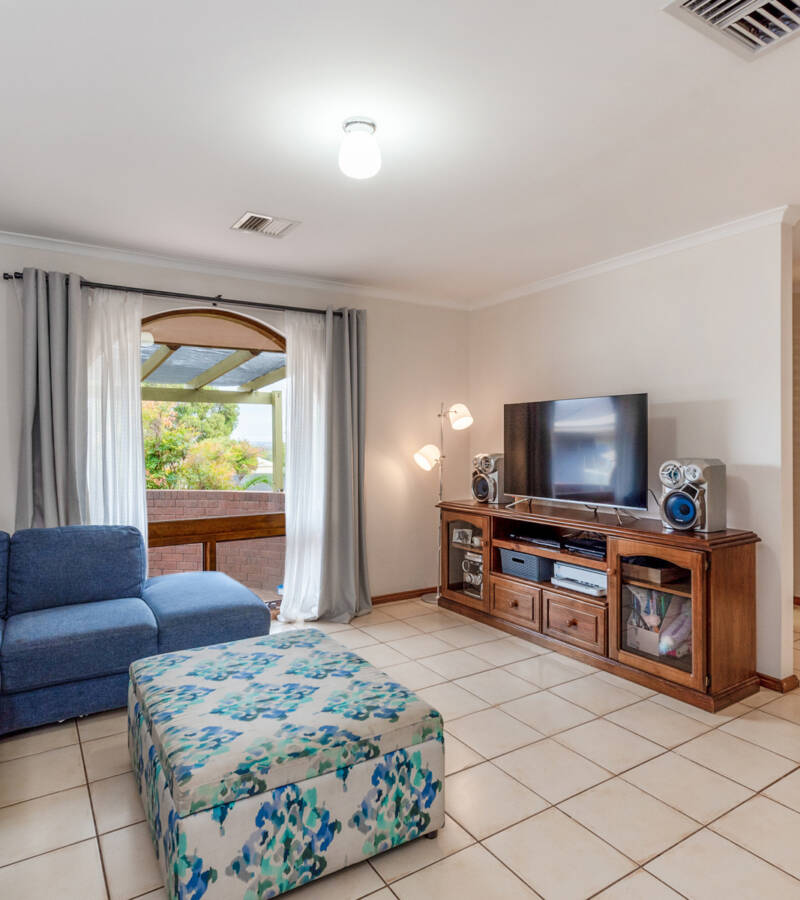 46 Karrawirra Close, CRAIGMORE, SA 5114 AUS