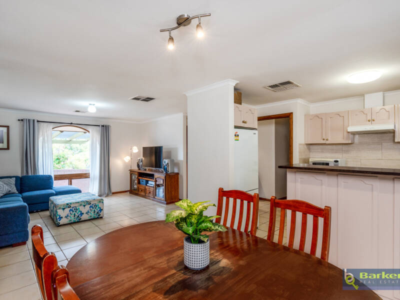 46 Karrawirra Close, CRAIGMORE, SA 5114 AUS