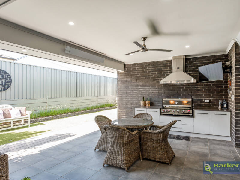 11 Atwell Crescent, EVANSTON SOUTH, SA 5116 AUS