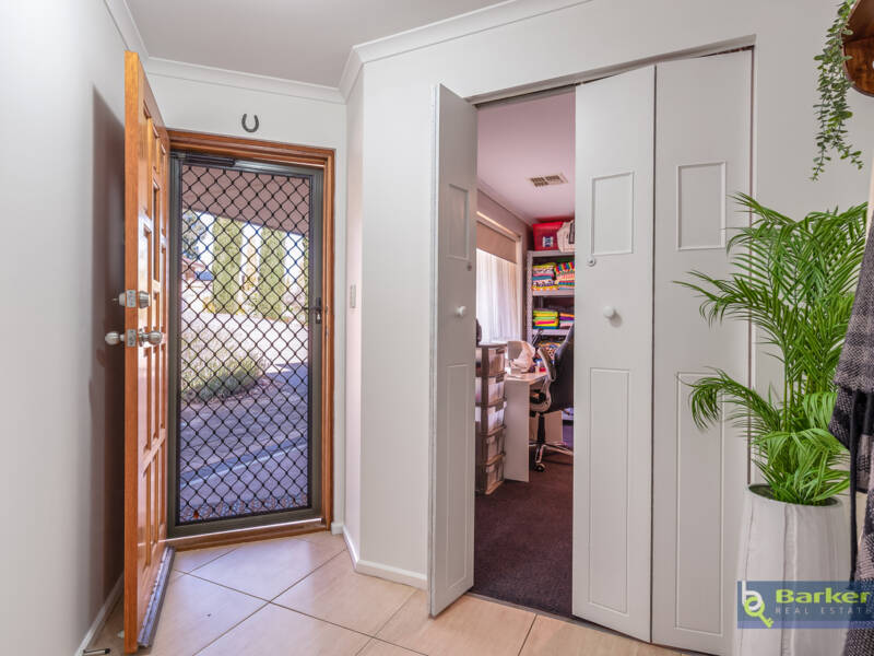 9 Linwood Grove, HILLBANK, SA 5112 AUS