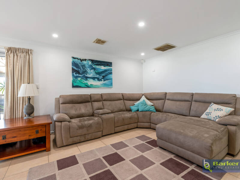 9 Linwood Grove, HILLBANK, SA 5112 AUS