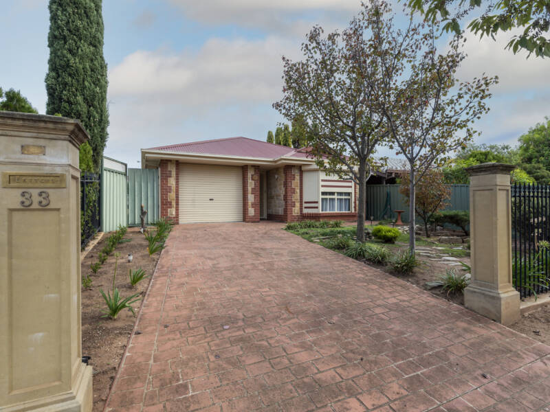 33 First Street, GAWLER SOUTH, SA 5118 AUS