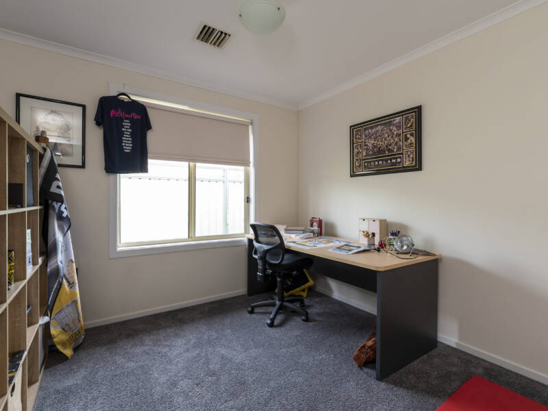 33 First Street, GAWLER SOUTH, SA 5118 AUS