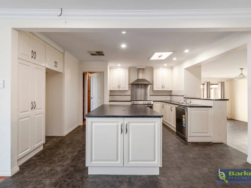 41 Columbia Crescent, MODBURY NORTH, SA 5092 AUS