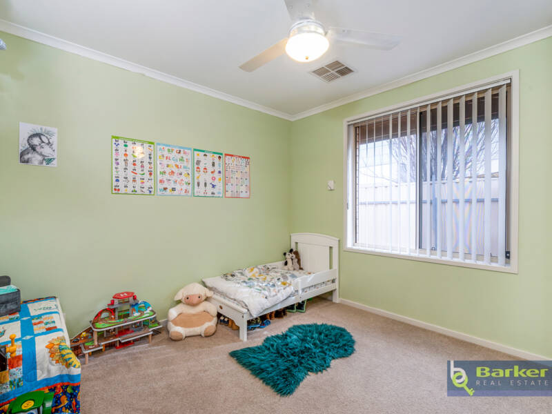 18 Para Para Close, GAWLER WEST, SA 5118 AUS