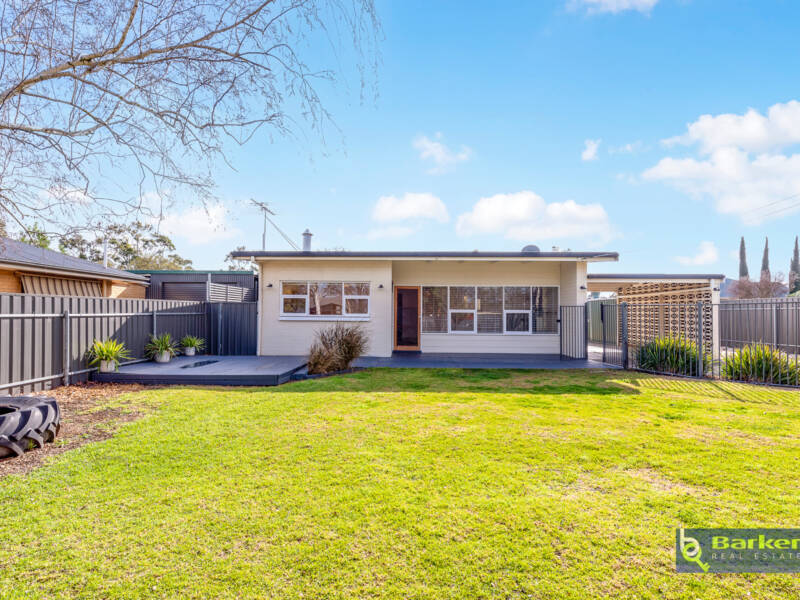 15 Angas Street, TANUNDA, SA 5352 AUS
