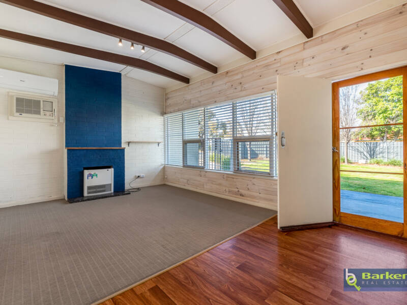 15 Angas Street, TANUNDA, SA 5352 AUS