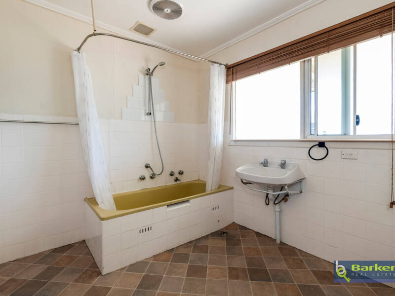 15 Angas Street, TANUNDA, SA 5352 AUS