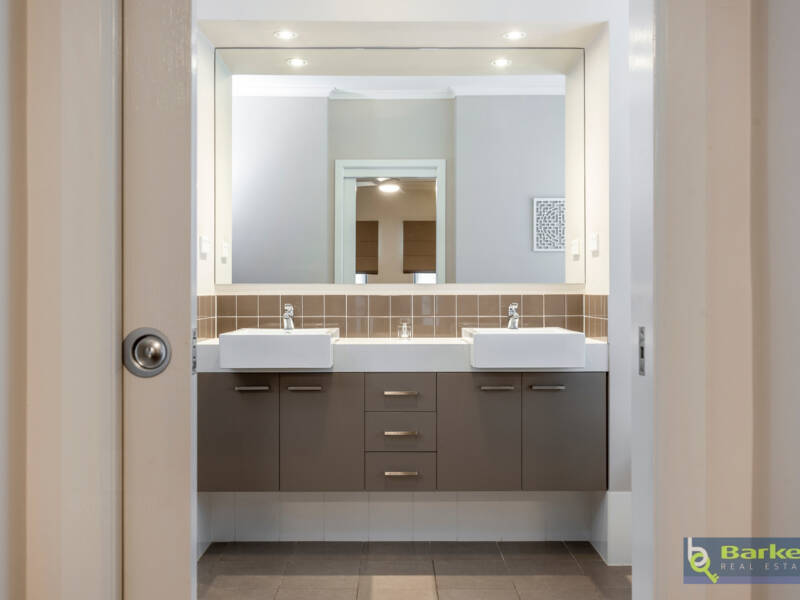 33 Rosella Circuit, HEWETT, SA 5118 AUS