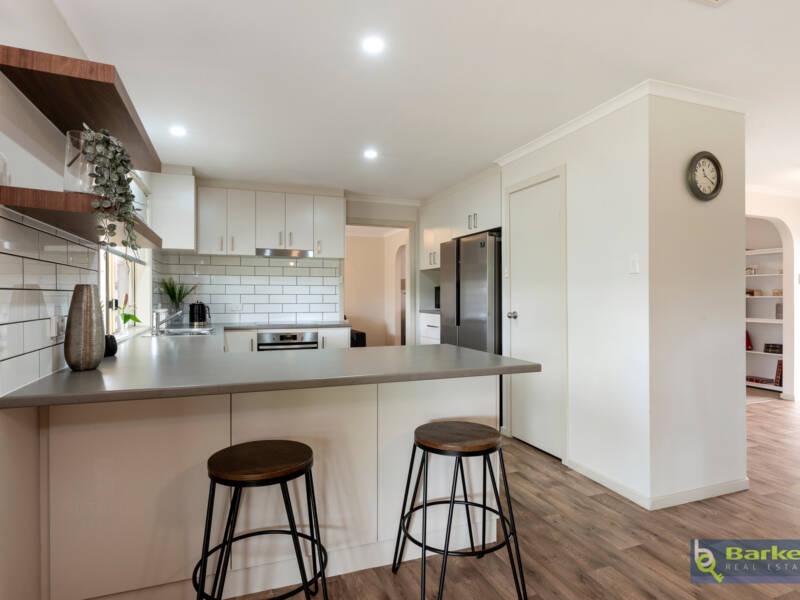 92 Fiddlewood Drive, FREELING, SA 5372 AUS