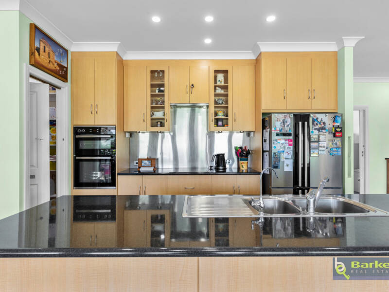 114 Fiddlewood Drive, FREELING, SA 5372 AUS