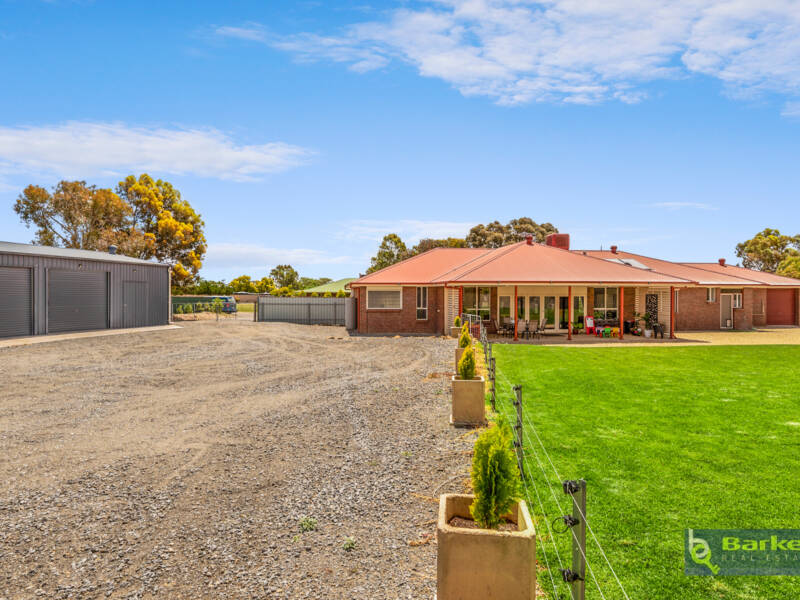 114 Fiddlewood Drive, FREELING, SA 5372 AUS