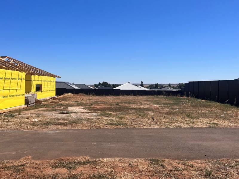 24 Schomburgk Drive, GAWLER EAST, SA 5118 AUS
