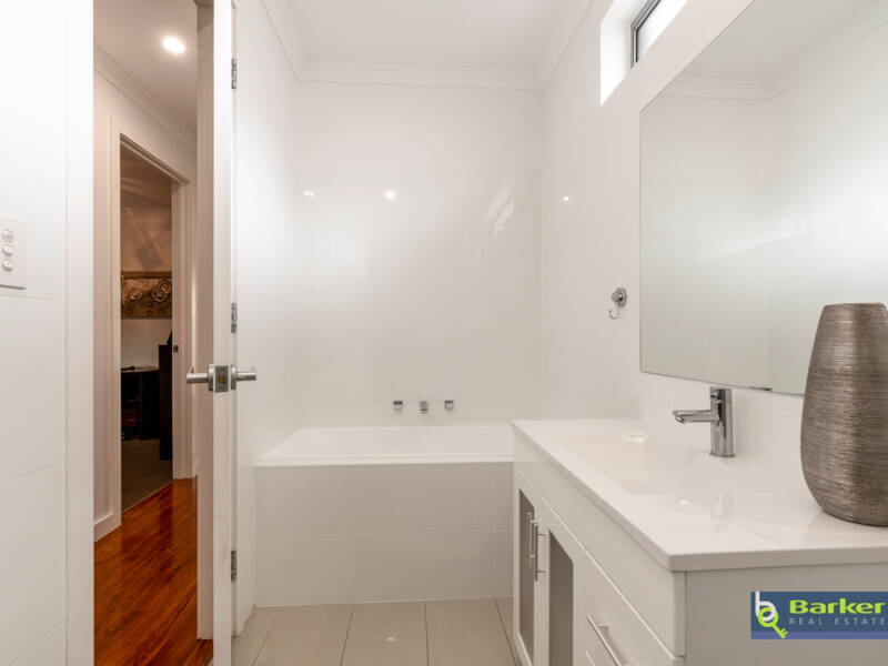 2 Haynes Street, ELIZABETH GROVE, SA 5112 AUS