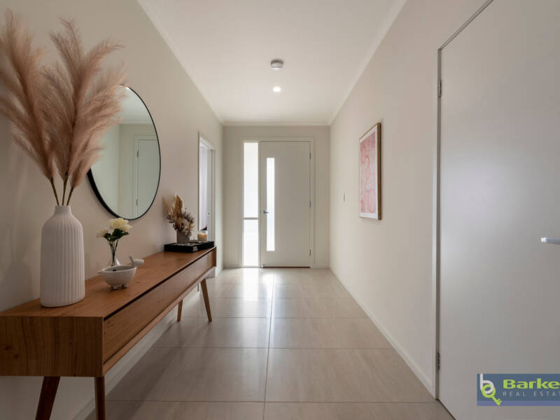 15 Alex Street, ANGLE VALE, SA 5117 AUS