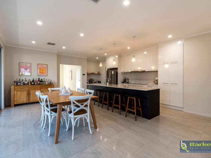 15 Alex Street, ANGLE VALE, SA 5117 AUS