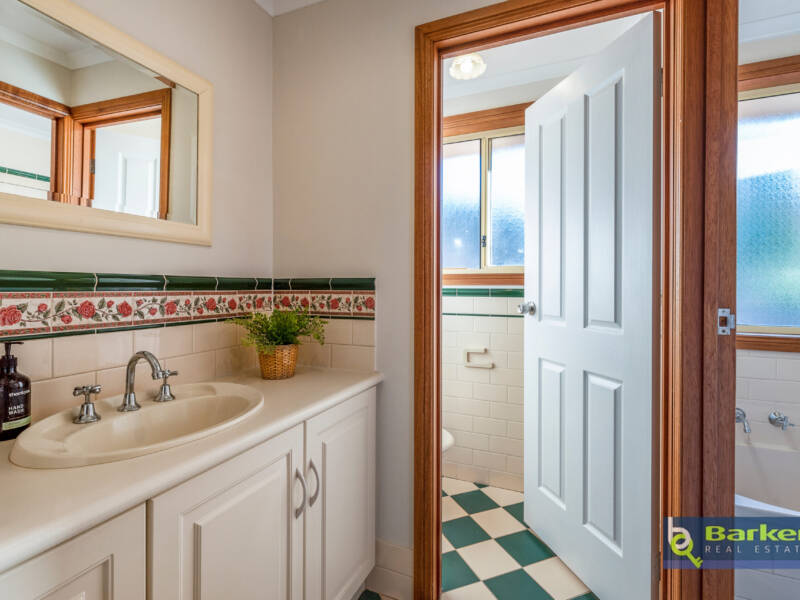 25 Goldfinch Way, HEWETT, SA 5118 AUS