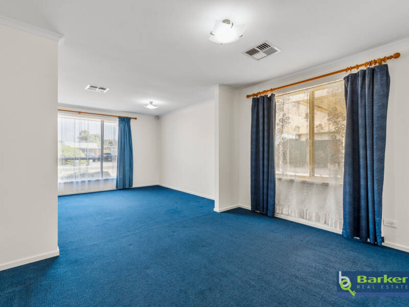 22 Jemalong Crescent, ROSEWORTHY, SA 5371 AUS