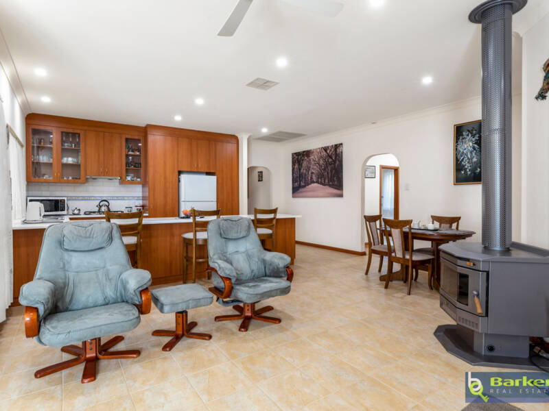 77 Kingfisher Drive, HEWETT, SA 5118 AUS