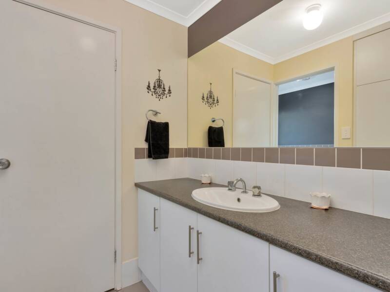 23 Enterprise Circuit, ANDREWS FARM, SA 5114 AUS