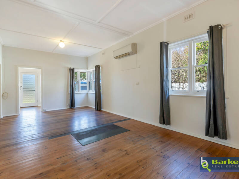 2 First Avenue, TANUNDA, SA 5352 AUS