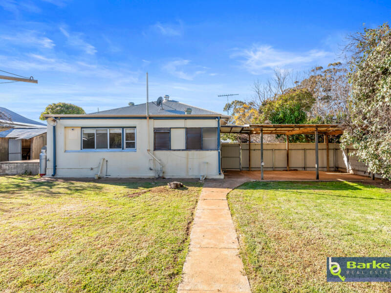 2 First Avenue, TANUNDA, SA 5352 AUS
