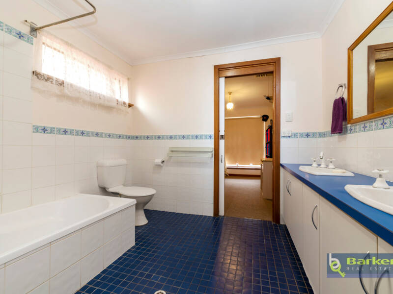 21 St Albans Road, EVANSTON PARK, SA 5116