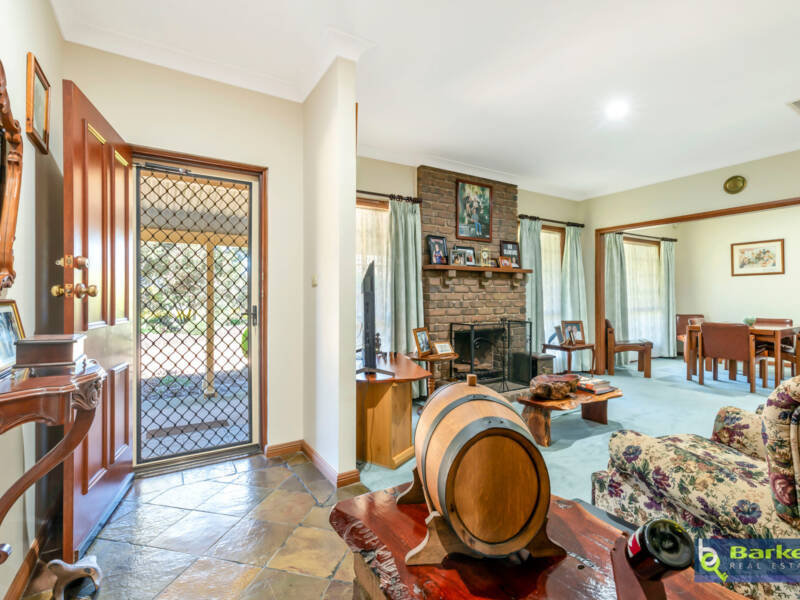 875 Sturt Highway, SHEA-OAK LOG, SA 5371 AUS