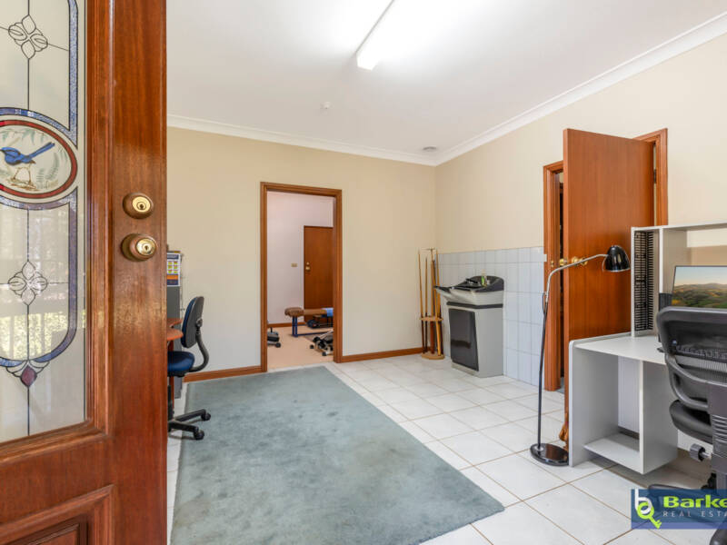 875 Sturt Highway, SHEA-OAK LOG, SA 5371 AUS