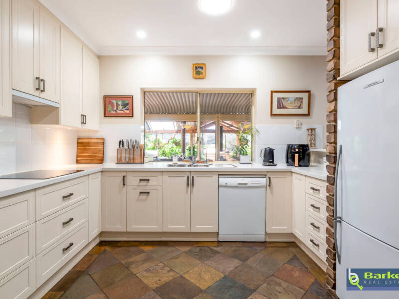 875 Sturt Highway, SHEA-OAK LOG, SA 5371 AUS