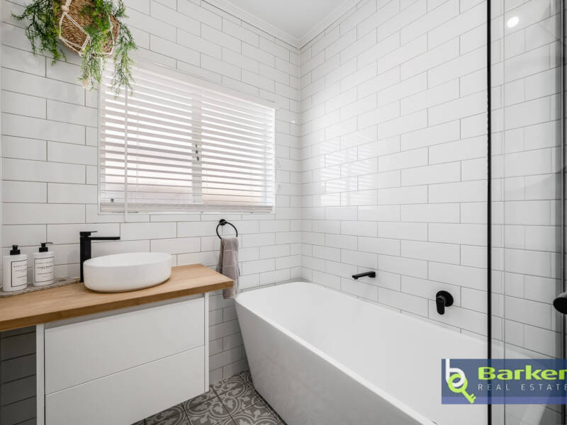 28 Redbanks Road, WILLASTON, SA 5118 AUS
