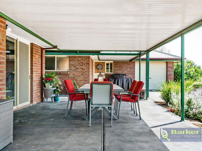 18 Kingfisher Drive, HEWETT, SA 5118 AUS
